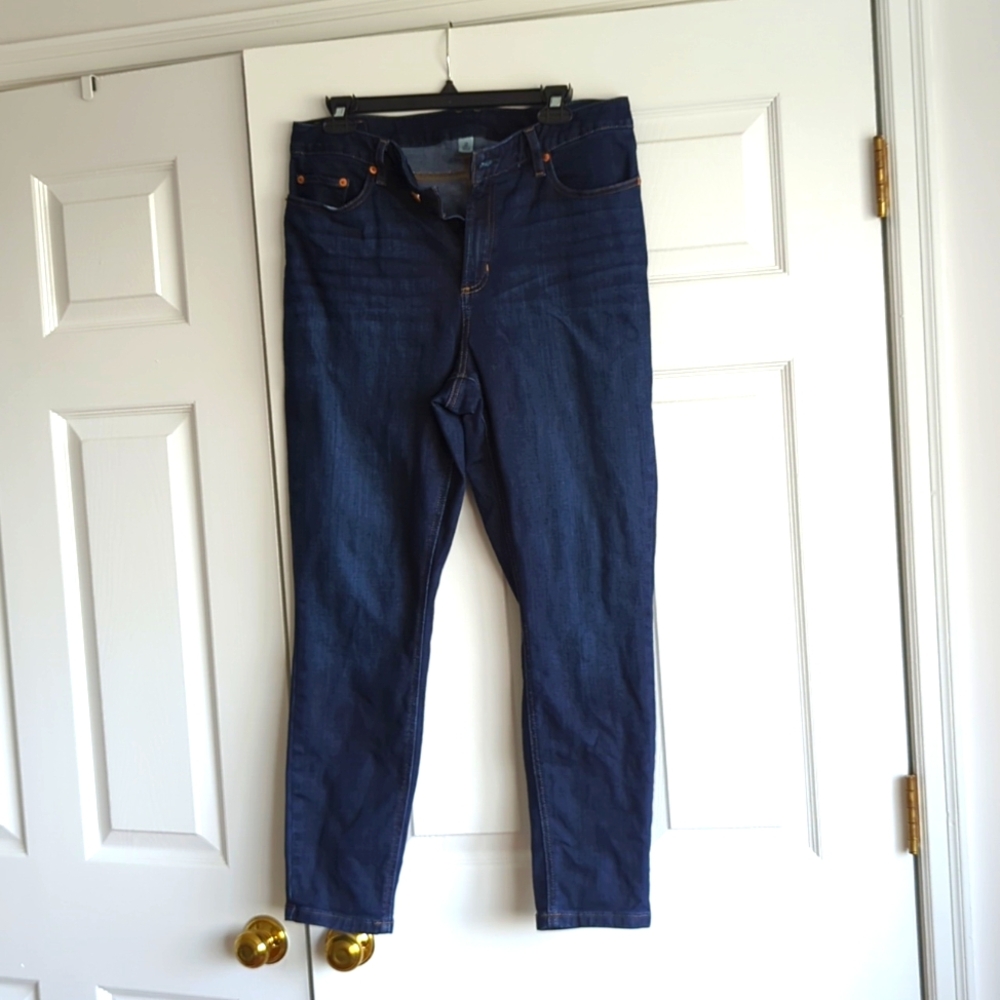 L.L. Bean dark wash skinny jeans 14